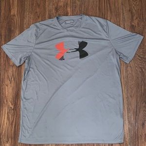 Under Armour heatgear loose fit t-shirt. XL